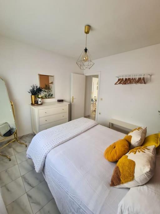 Nice Beachside 2-Bd Apt Near Barcelona Cunit Εξωτερικό φωτογραφία