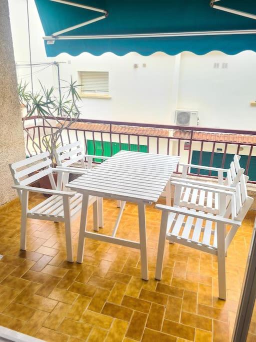Nice Beachside 2-Bd Apt Near Barcelona Cunit Εξωτερικό φωτογραφία