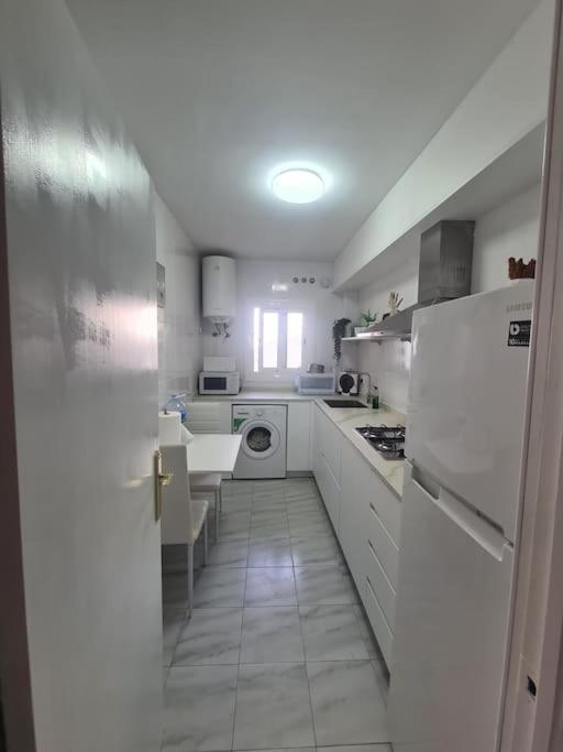 Nice Beachside 2-Bd Apt Near Barcelona Cunit Εξωτερικό φωτογραφία